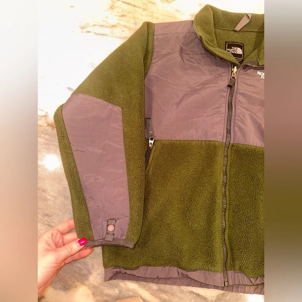 The North Face Boys Large Green‎ and Dark Gray Fleece Jacket Full Zip